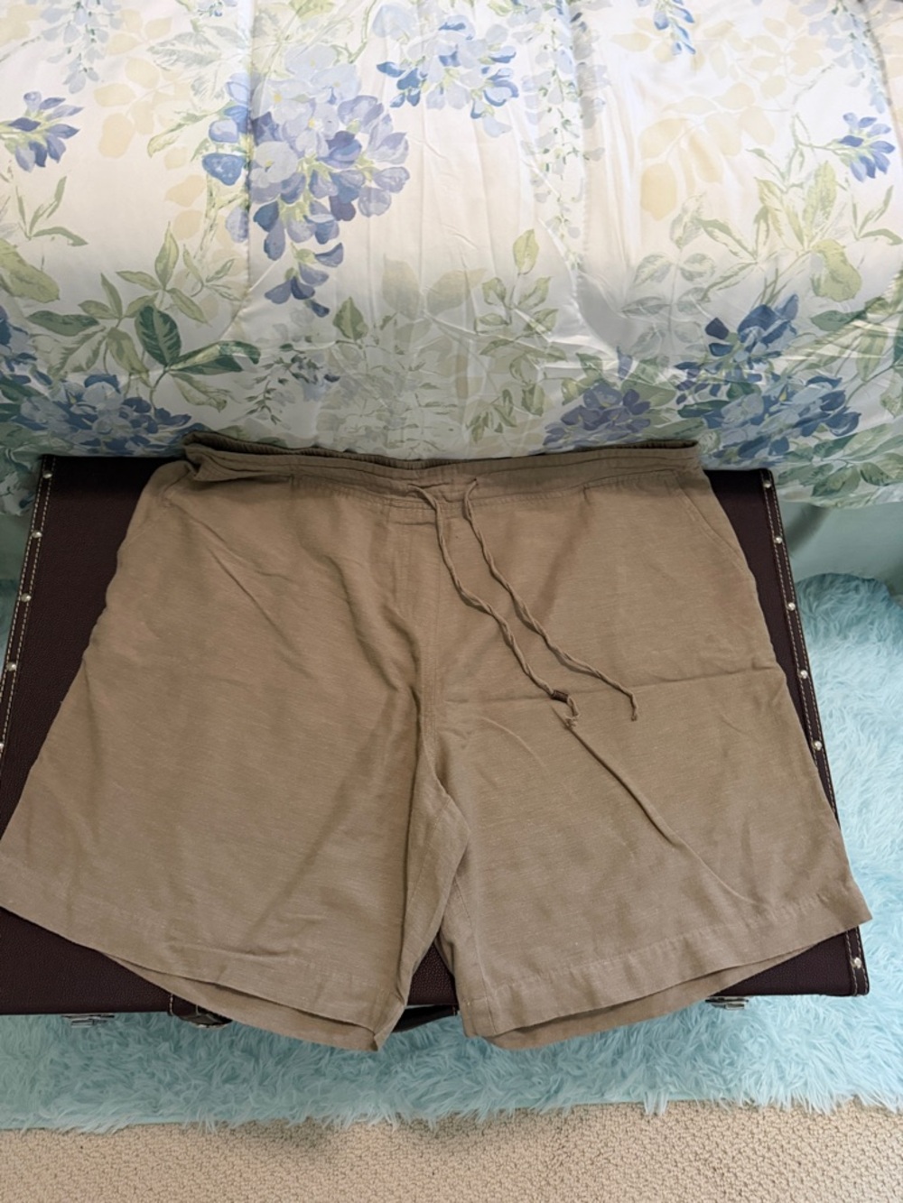Women’s Casual Drawstring Bermuda Shorts - Taupe